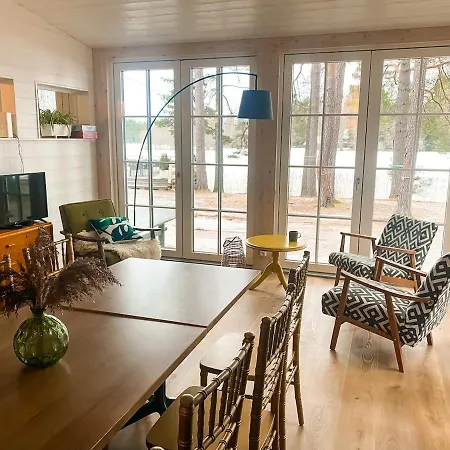 Tuba Jaerveaeaerses Puhkemajas - Saarjaerve Puhkemaja Bed & Breakfast