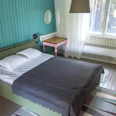 Tuba Jaerveaeaerses Puhkemajas - Saarjaerve Puhkemaja Bed & Breakfast *