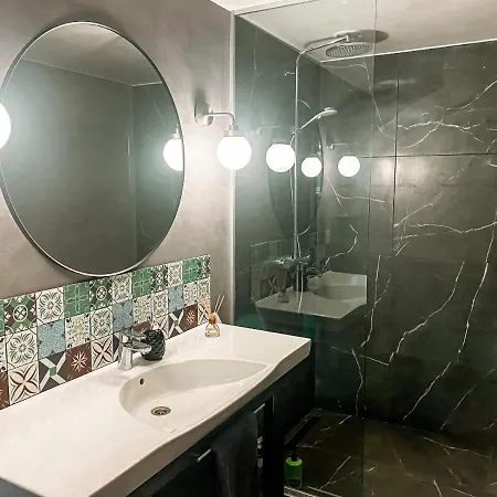 Tuba Jaerveaeaerses Puhkemajas - Saarjaerve Puhkemaja *