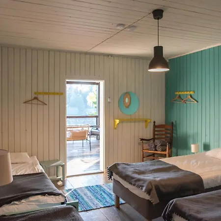 Tuba Jaerveaeaerses Puhkemajas - Saarjaerve Puhkemaja Bed & Breakfast