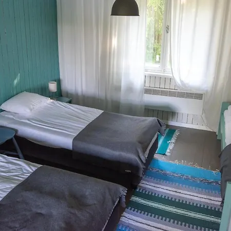 Bed & Breakfast Tuba Jaerveaeaerses Puhkemajas - Saarjaerve Puhkemaja *