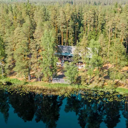 Tuba Jaerveaeaerses Puhkemajas - Saarjaerve Puhkemaja Tromsi