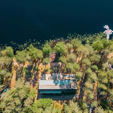 Tuba Jaerveaeaerses Puhkemajas - Saarjaerve Puhkemaja Bed & Breakfast