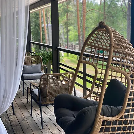 Tuba Jaerveaeaerses Puhkemajas - Saarjaerve Puhkemaja