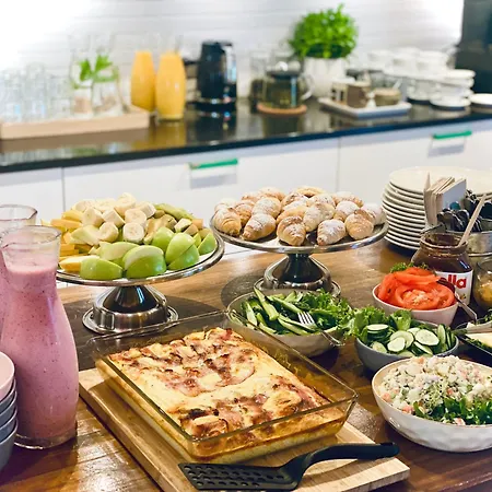 Tuba Jaerveaeaerses Puhkemajas - Saarjaerve Puhkemaja Bed & Breakfast