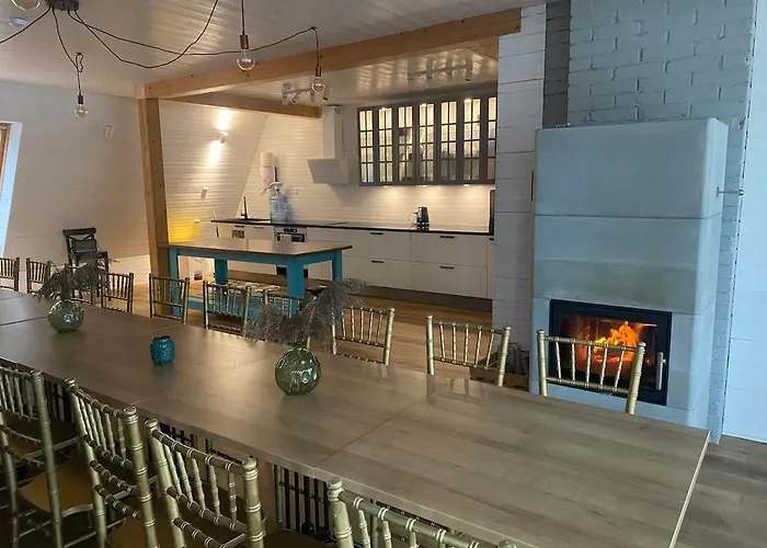 Bed & Breakfast Tuba Jaerveaeaerses Puhkemajas - Saarjaerve Puhkemaja Tromsi