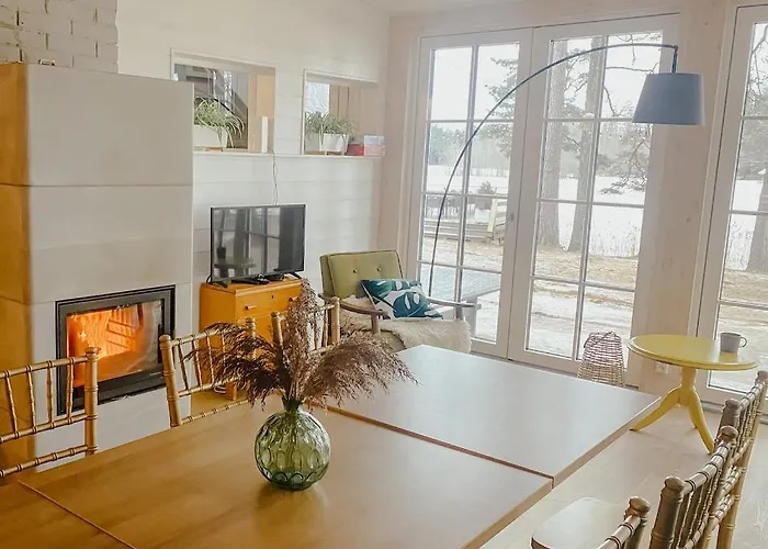 Tuba Jaerveaeaerses Puhkemajas - Saarjaerve Puhkemaja *