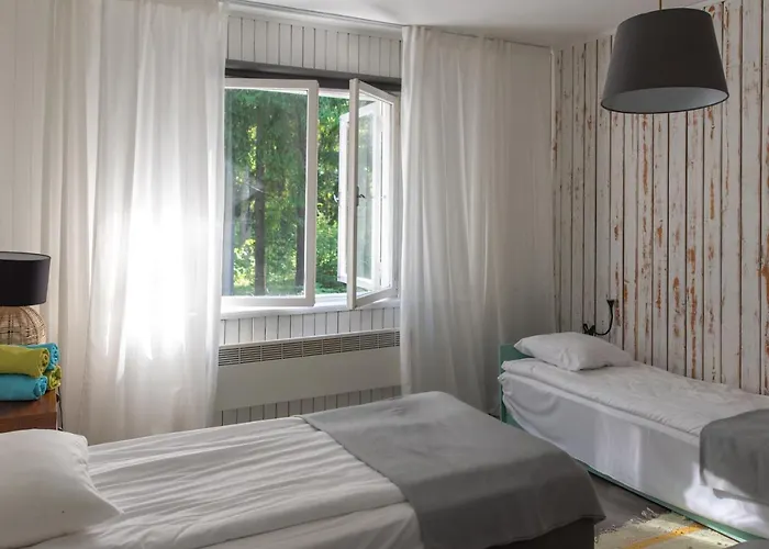 Bed & Breakfast Tuba Jaerveaeaerses Puhkemajas - Saarjaerve Puhkemaja *