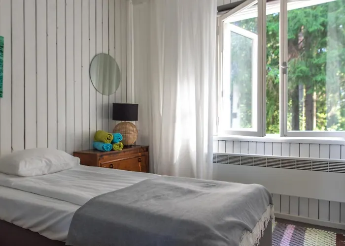 Tuba Jaerveaeaerses Puhkemajas - Saarjaerve Puhkemaja * Tromsi