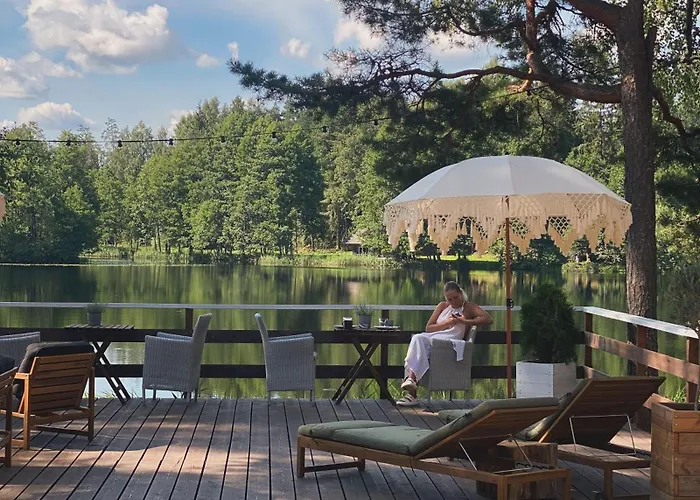 Tuba Jaerveaeaerses Puhkemajas - Saarjaerve Puhkemaja * Tromsi