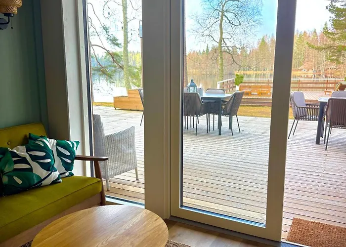 Tuba Jaerveaeaerses Puhkemajas - Saarjaerve Puhkemaja * Tromsi